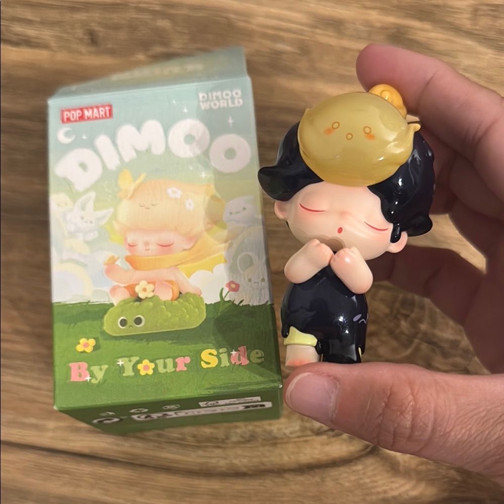 POP MART: Dimoo World-By Your Side-“Light Up” OPEN BOX/BRAND NEW